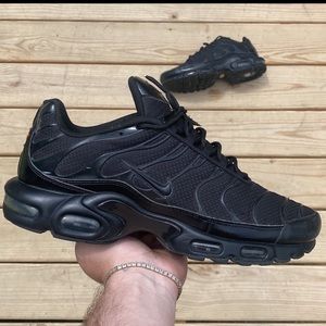Nike airmax tn triple black size 10.5